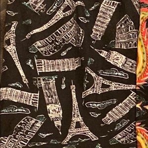 COPY - Lularoe OS Leggings - Monuments (NWOT)